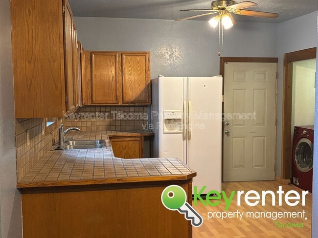 Foto del edificio - 1541 S Ridgewood Ave