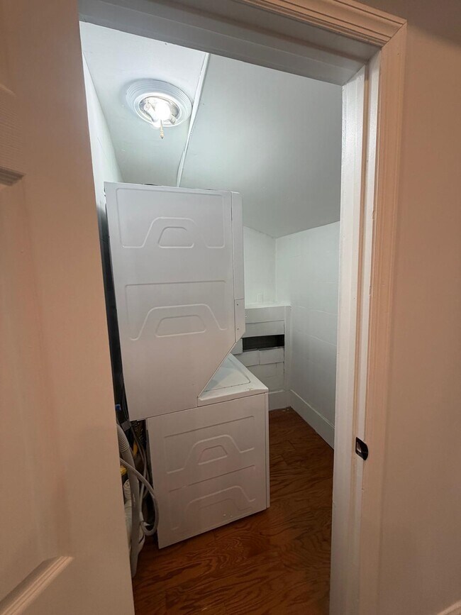 Foto del edificio - 406 Communipaw Ave