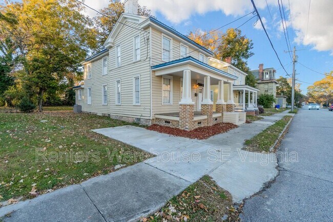 Building Photo - 121 Pinner St