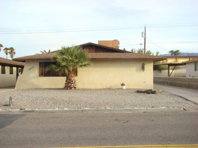 Building Photo - 1971 Magnolia Dr