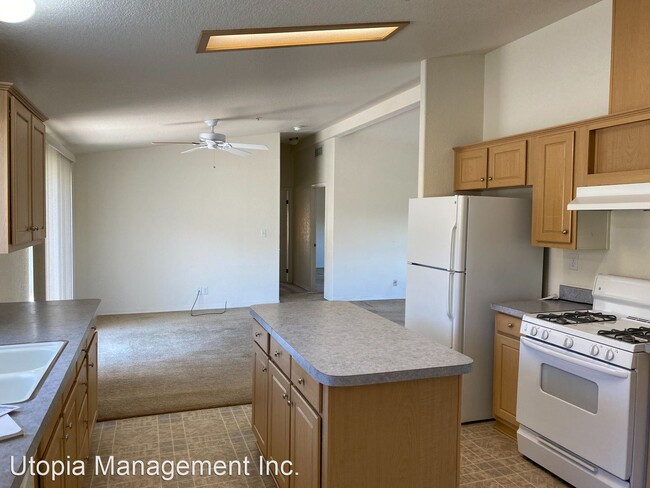 Foto del edificio - 3 br, 2 bath House - 44150 Munz Ranch Rd.