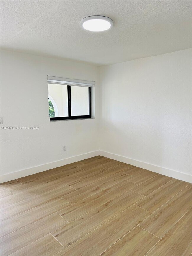 Foto del edificio - 4101 SW 102nd Ave