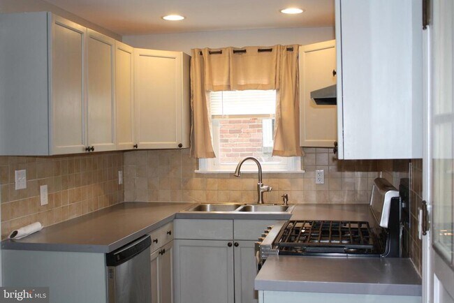 Foto del edificio - 131 Price St
