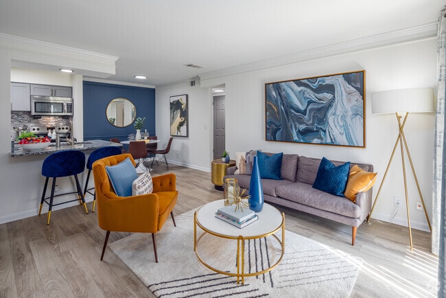 Interior Photo - Vetra West End
