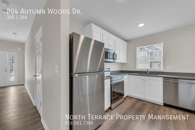 Building Photo - Spacious 3B Belton Townhouse with Attached...