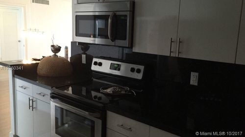 Foto del edificio - 6039 Collins Ave