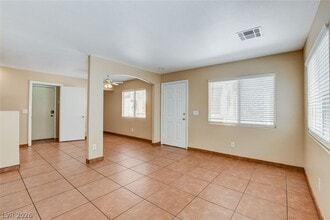 Building Photo - 3290 Dragon Fly St