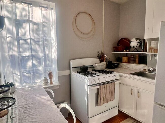 Foto del edificio - 284 Harvard St