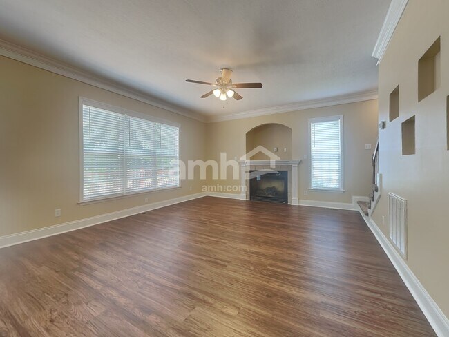 Foto del edificio - 5217 Trumpet Vine Ln