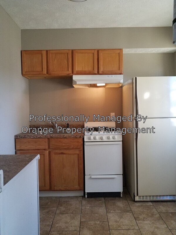 Foto del edificio - 4815 Ames Ave