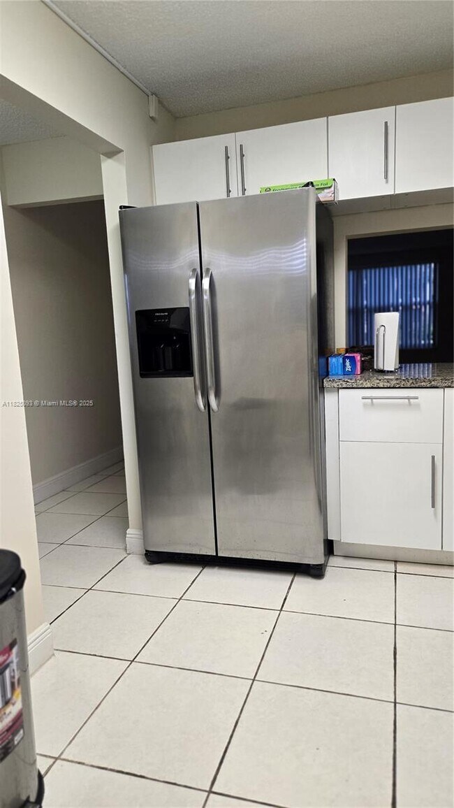 Foto del edificio - 7500 NW 17th St
