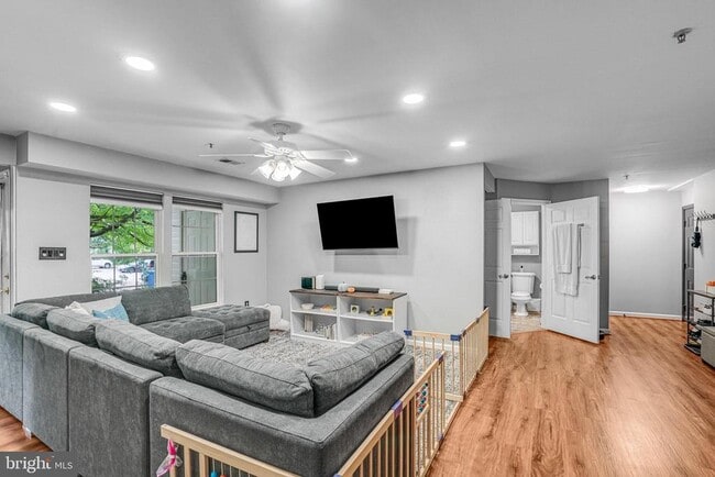 Building Photo - 7501 Calderon Ct