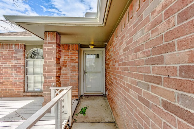 Building Photo - 8410 Fawn Wind Ct