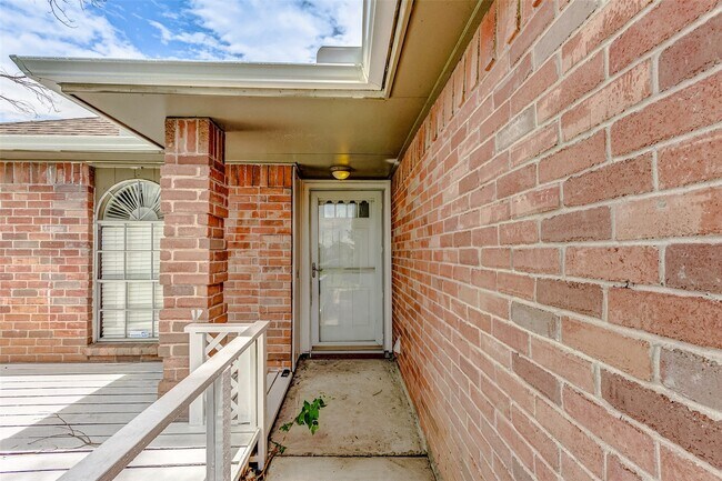 Foto del edificio - 8410 Fawn Wind Ct