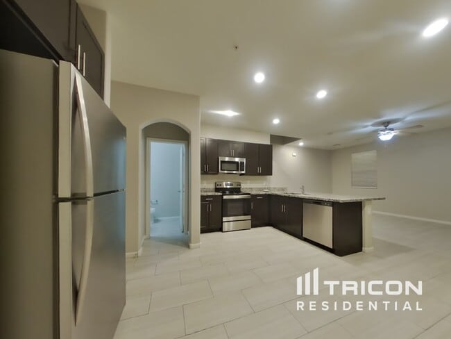 Foto del edificio - 12555 W Hummingbird Terrace