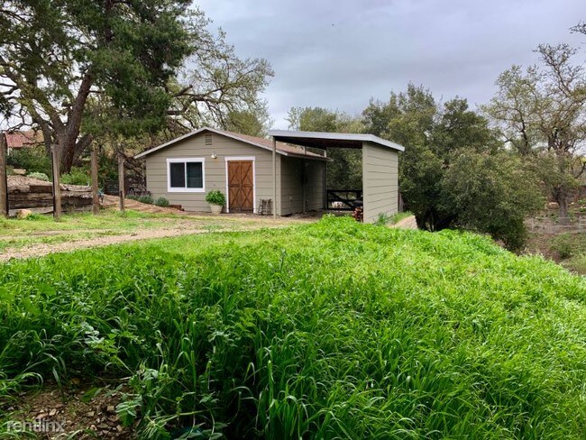 Building Photo - 1 br, 1 bath House - Old Agoura, CA