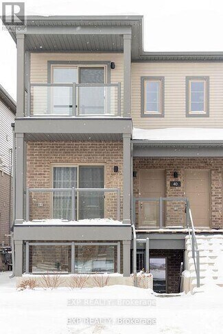 Building Photo - 205-205 W Oak Trl