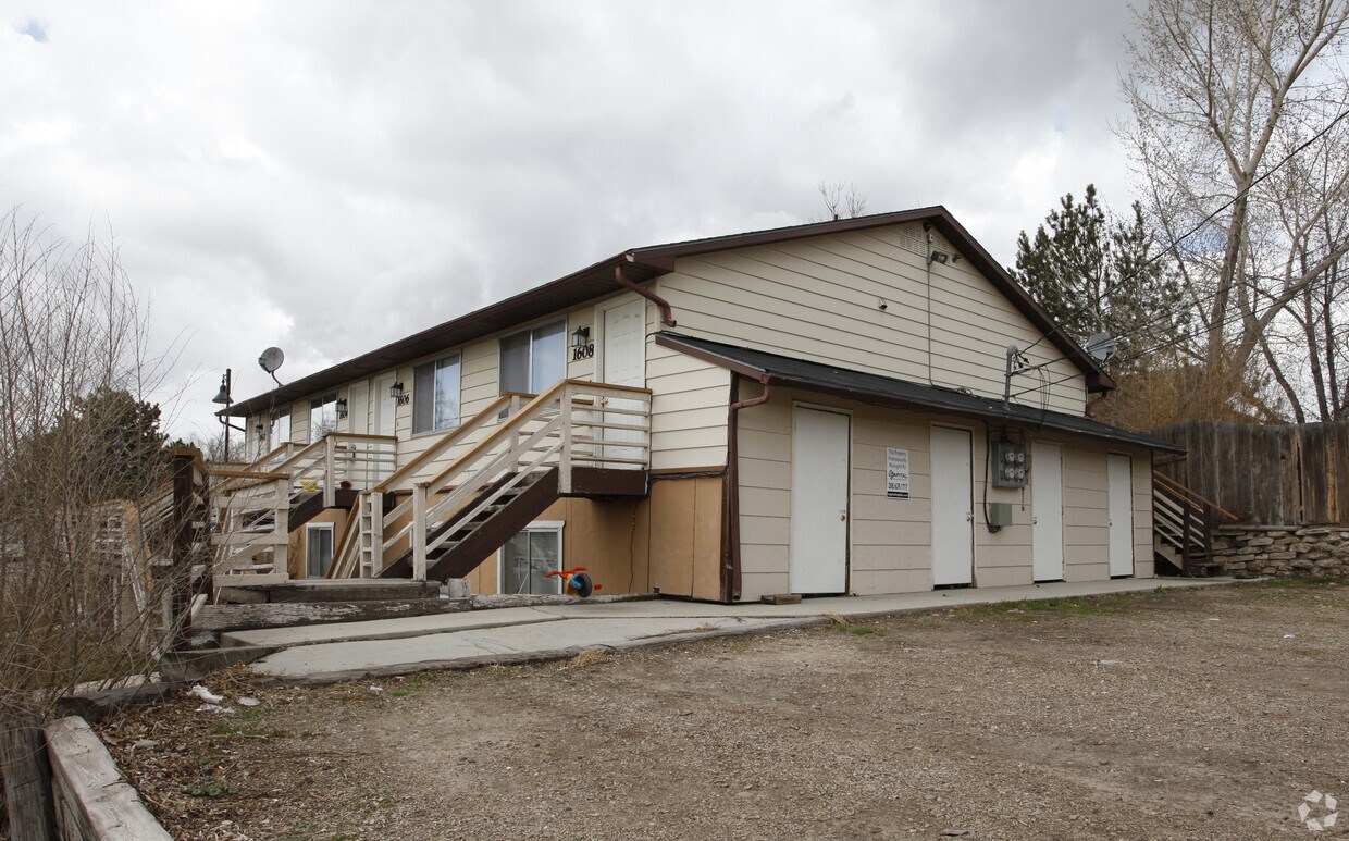 Building Photo - 1602-1608 5th St N