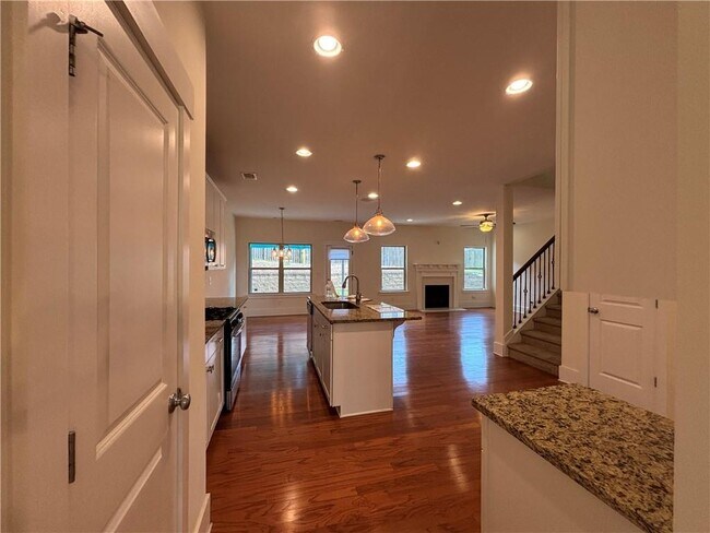 Building Photo - 1777 Weatherbrook Cir