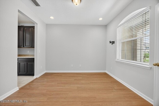 Building Photo - 178 Autumn Bliss Dr
