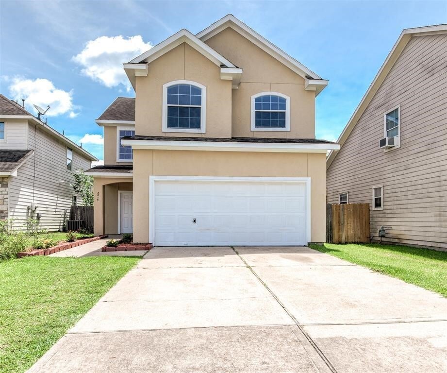 Foto principal - 3215 Sapphire Star Dr