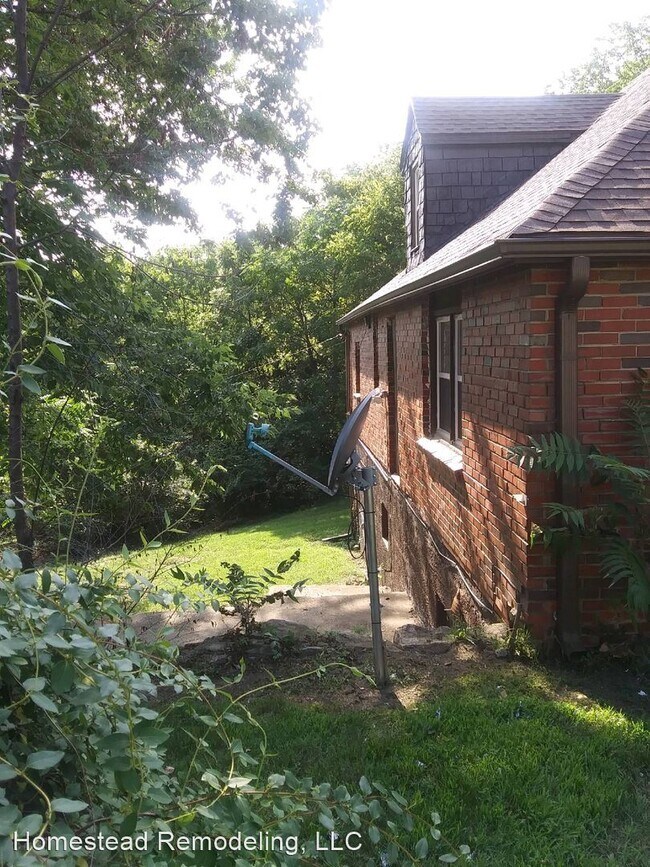 Building Photo - 3 br, 1 bath House - 8344 Campbell St.