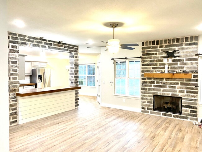 Photo - 451 Firewood Dr House