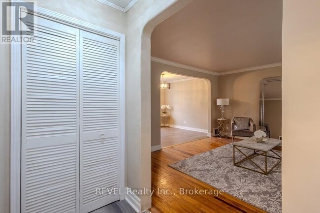 Building Photo - 5717 Lowell Ave