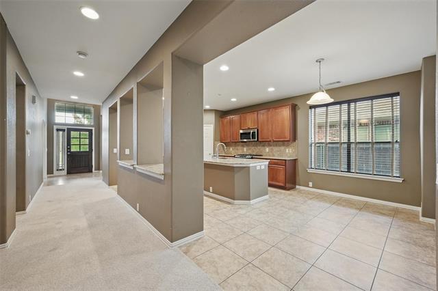 Foto del edificio - 918 Highland Hills Dr