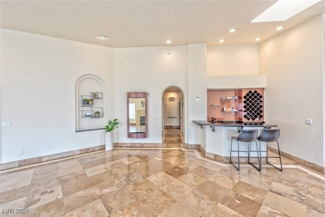 Foto del edificio - 8129 Pacific Cove Dr