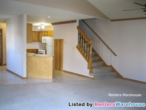 Foto del edificio - 12102 Lake Ln
