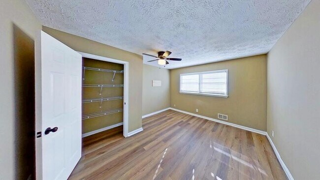 Building Photo - 4160 Indian Manor Dr
