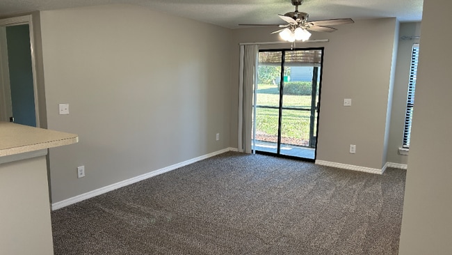 Foto del edificio - 10200 Belle Rive Blvd