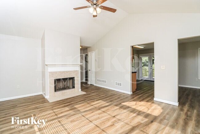 Building Photo - 6399 Harvester Cir