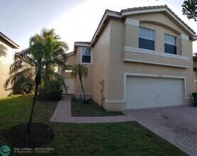 Building Photo - 2802 SW 165th Ave