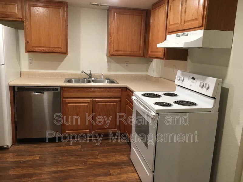 3193 Montclair St Unit Downstairs, Magna, UT 84044 Condo for Rent in Magna, UT