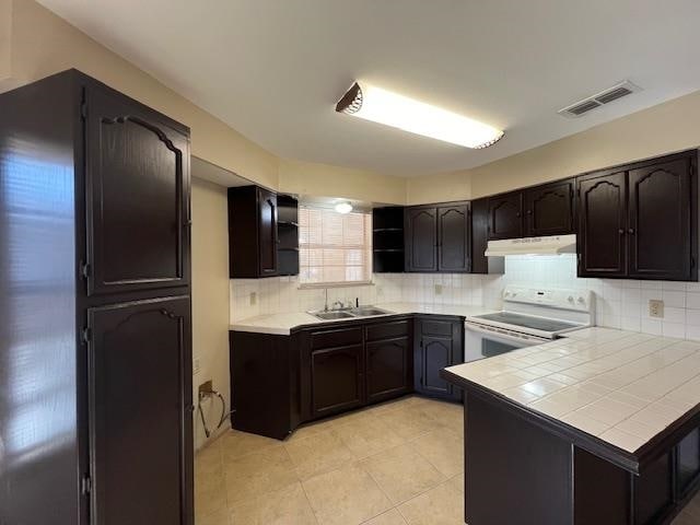 Building Photo - 8635 Oakridge Loop