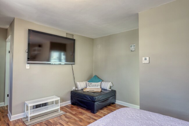 Foto del edificio - 2542 S Austin St