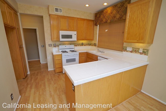 Building Photo - 3 br, 2.5 bath House - 27620 Elkwood Ln.