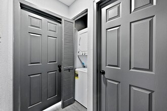 Building Photo - 4406 Edison St