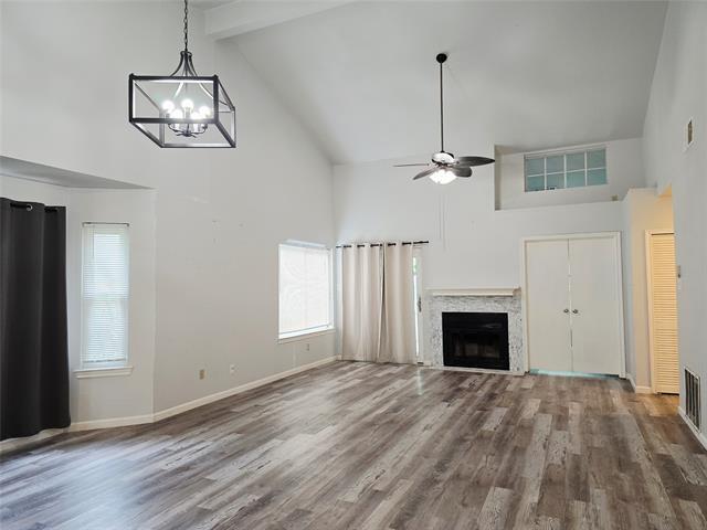 Foto del edificio - 6016 Glenwood Dr