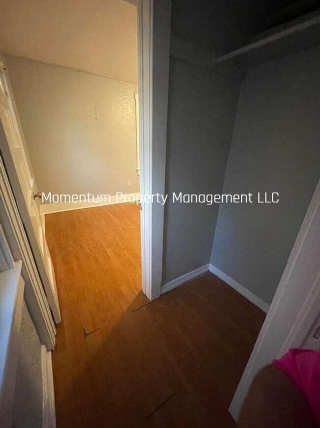 Foto del edificio - Beautiful One Bedroom One Bath- Apply FOR FREE today!