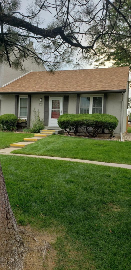 Photo - 2 Bedroom Ranch Style End Unit Condo