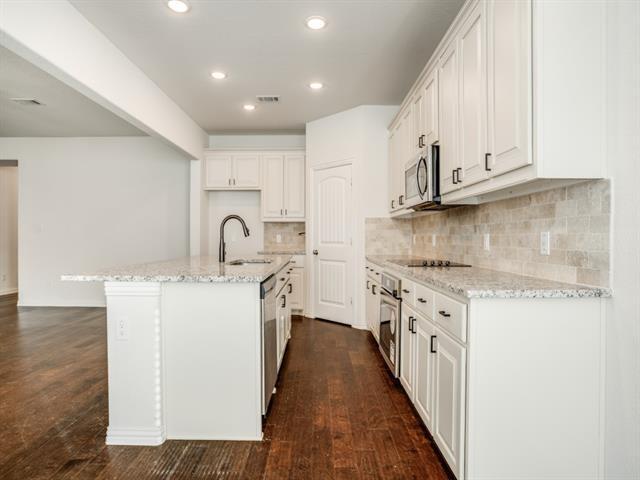 Building Photo - 3225 Greymoore Dr