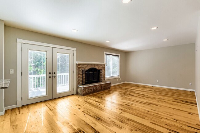 Foto del edificio - Evolve Real Estate: Upgraded and Stylish Remodel in Highlands Ranch. Available Immediately!