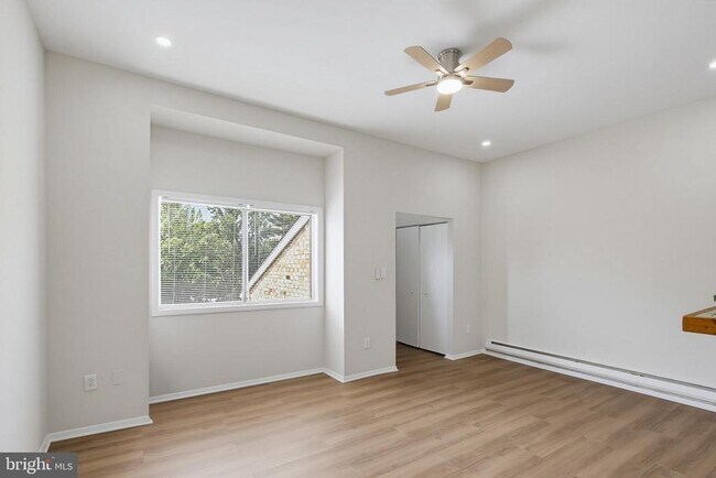 Foto del edificio - 9371 Reader Ln