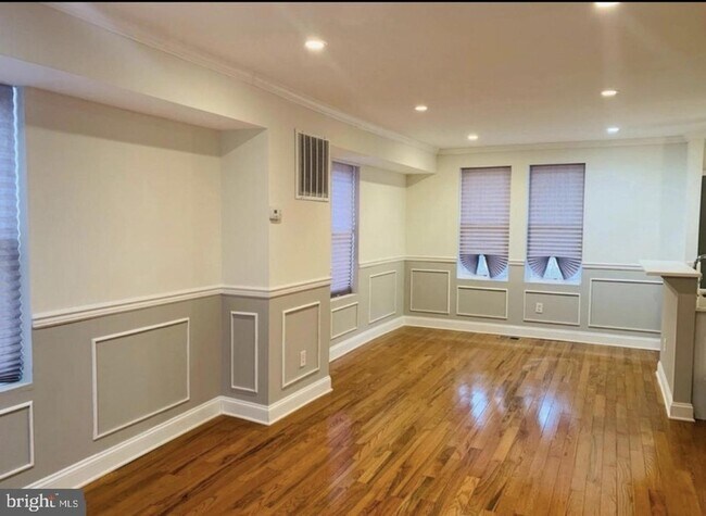 Foto del edificio - 617 Montpelier St