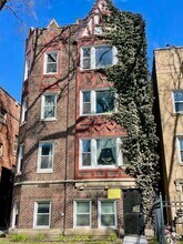 Building Photo - 2042 W Farragut Ave