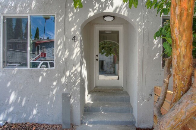 Foto del edificio - 5323 Monte Vista St