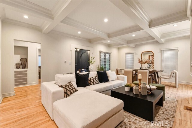 Foto del edificio - 5558 Edgewood Pl